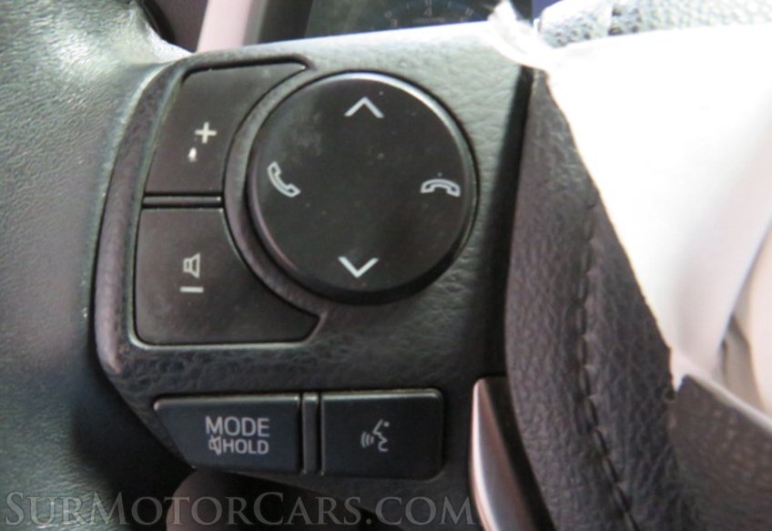 2017 Toyota RAV4 - Image 33