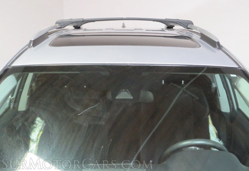 2017 Toyota RAV4 - Image 14