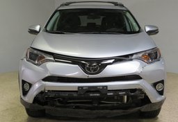 2017 Toyota RAV4 - Image 12