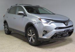 2017 Toyota RAV4 - Image 4