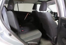 2017 Toyota RAV4 - Image 28