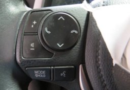 2017 Toyota RAV4 - Image 33