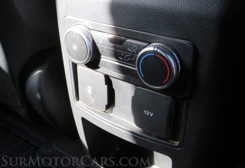 2020 Ford Explorer - Image 45