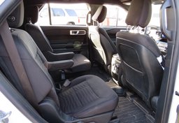 2020 Ford Explorer - Image 27