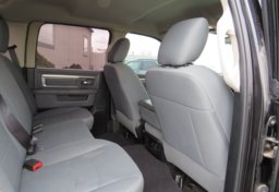 2017 Ram 1500 - Image 36