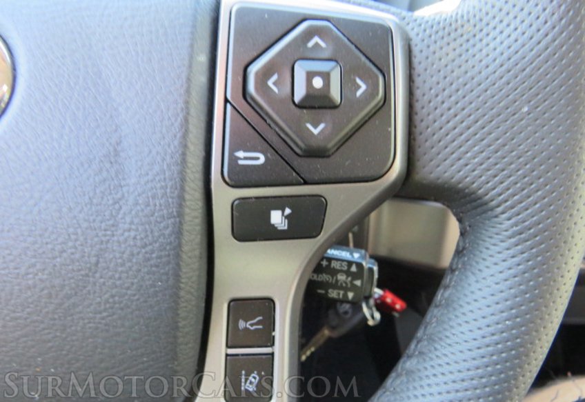 2019 Toyota Tacoma - Image 38