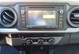 2019 Toyota Tacoma - Image 35