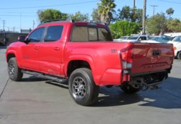 2019 Toyota Tacoma - Image 7