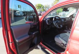 2019 Toyota Tacoma - Image 20