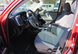 2019 Toyota Tacoma - Image 22