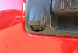 2019 Toyota Tacoma - Image 14