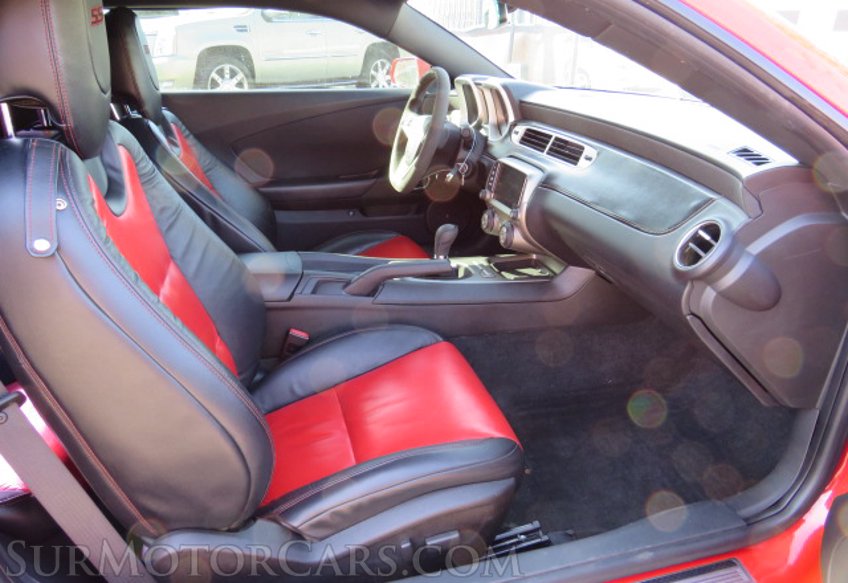 2014 Chevrolet Camaro - Image 25