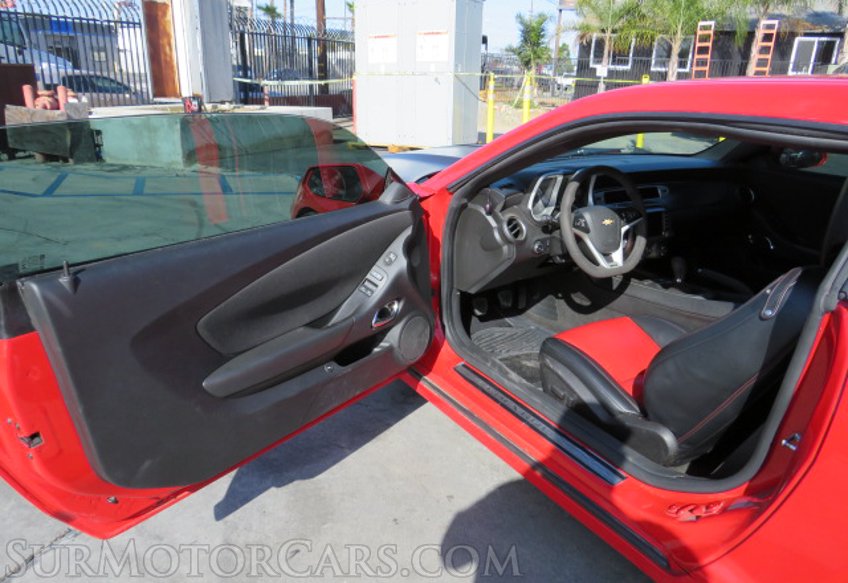 2014 Chevrolet Camaro - Image 20