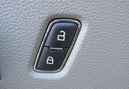 2020 Ford F-150 - Image 38