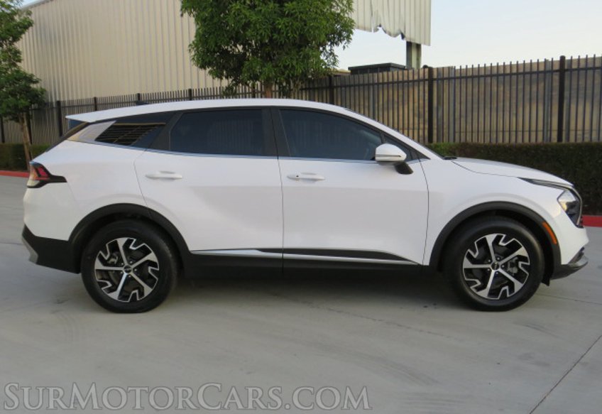 2023 Kia Sportage - Image 8