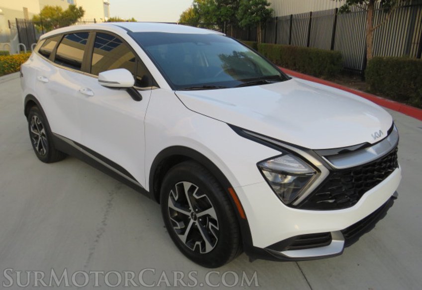 2023 Kia Sportage - Image 3