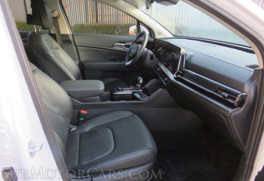 2023 Kia Sportage - Image 28