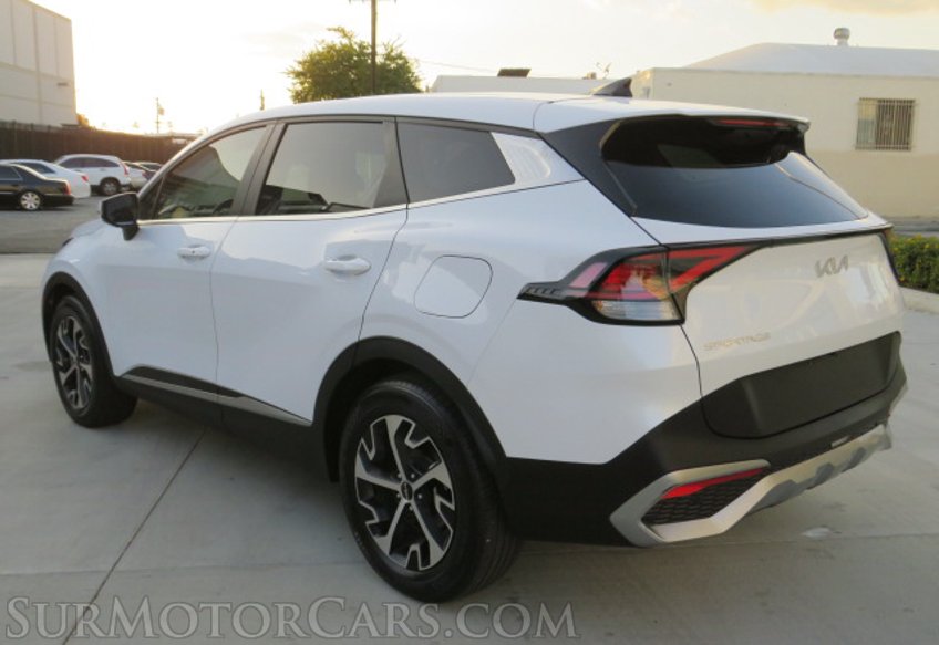 2023 Kia Sportage - Image 11