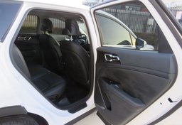 2023 Kia Sportage - Image 25