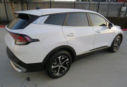 2023 Kia Sportage - Image 10
