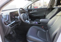 2023 Kia Sportage - Image 33