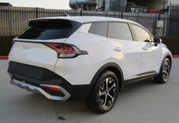 2023 Kia Sportage - Image 12