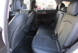 2023 Kia Sportage - Image 30