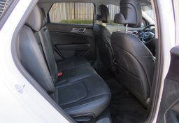 2023 Kia Sportage - Image 29