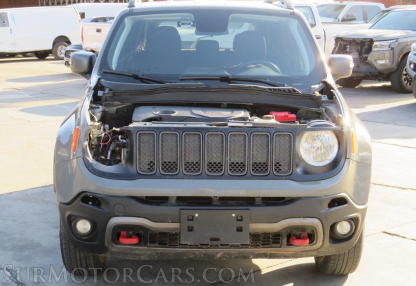 2019 Jeep Renegade - Image 11