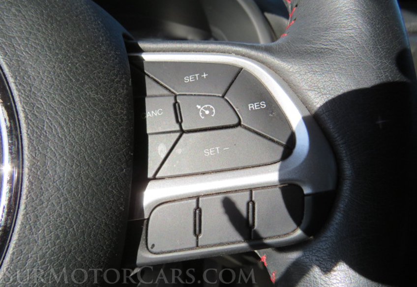 2019 Jeep Renegade - Image 34