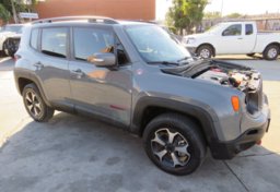 2019 Jeep Renegade - Image 2