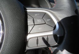 2019 Jeep Renegade - Image 34