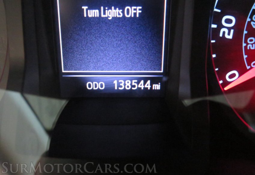 2018 Toyota Tacoma - Image 30