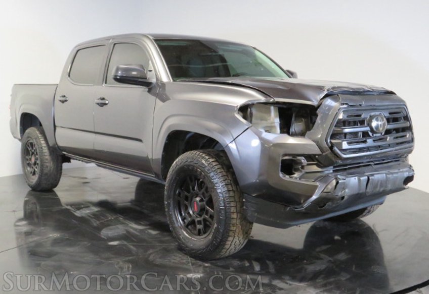2018 Toyota Tacoma - Image 4