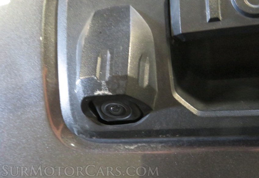 2018 Toyota Tacoma - Image 14