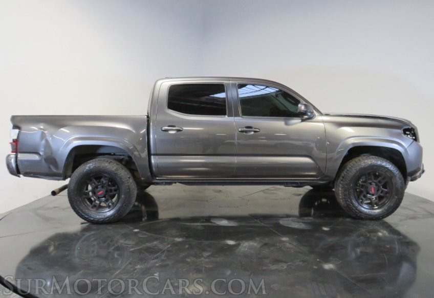 2018 Toyota Tacoma - Image 6