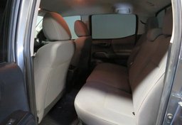 2018 Toyota Tacoma - Image 27