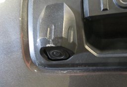 2018 Toyota Tacoma - Image 14