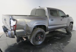 2018 Toyota Tacoma - Image 8