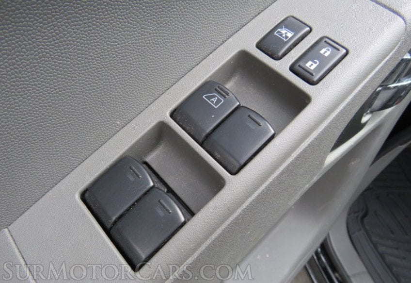2020 Nissan Frontier - Image 38