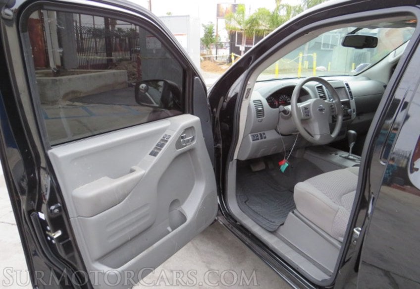 2020 Nissan Frontier - Image 20