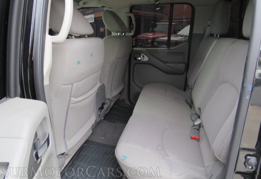 2020 Nissan Frontier - Image 30