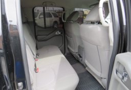 2020 Nissan Frontier - Image 31