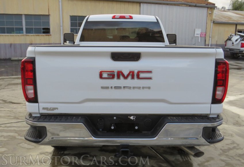 2022 GMC Sierra 2500HD - Image 12