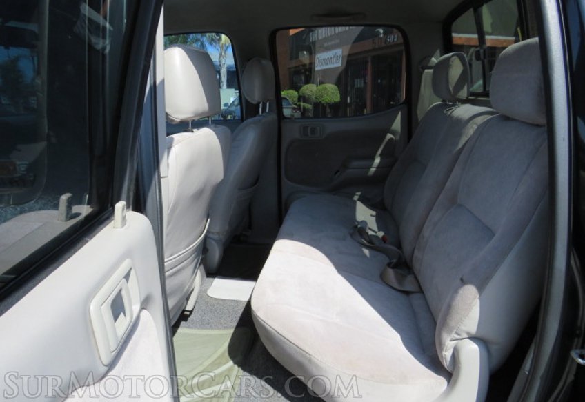2002 Toyota Tacoma - Image 31