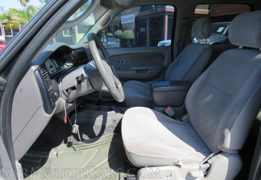 2002 Toyota Tacoma - Image 25