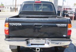 2002 Toyota Tacoma - Image 10
