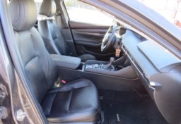 2020 Mazda Mazda3 Sedan - Image 24