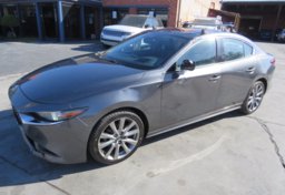 2020 Mazda Mazda3 Sedan - Image 2