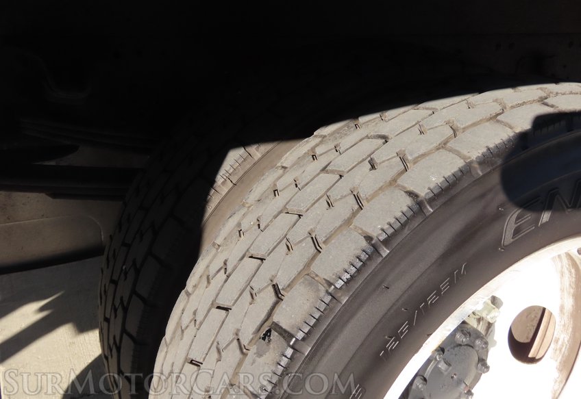 2023 Isuzu NRR - Image 20